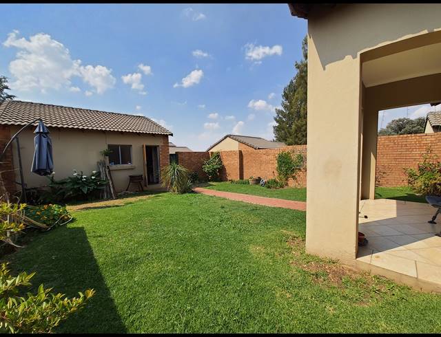3 BEDROOM SEMI DETACHED FOR SALE IN NOORDWYK